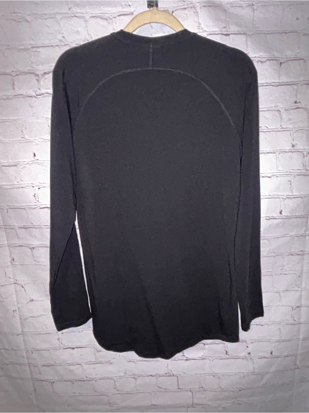 Gymshark Prime Long Sleeve Tee men’s size M - Picture 5 of 6